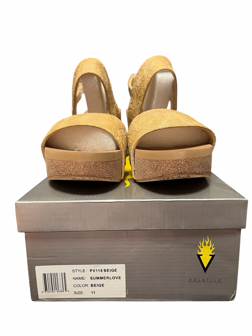 NIB Volatile Woman’s Wedge Sandals Beige Summer Love Size 11